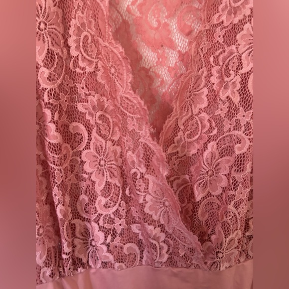 Pink plus size lace body suit - Picture 5 of 5